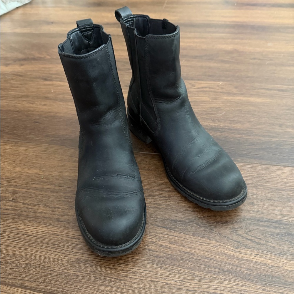 Clarks Women's Black Ankle Boots